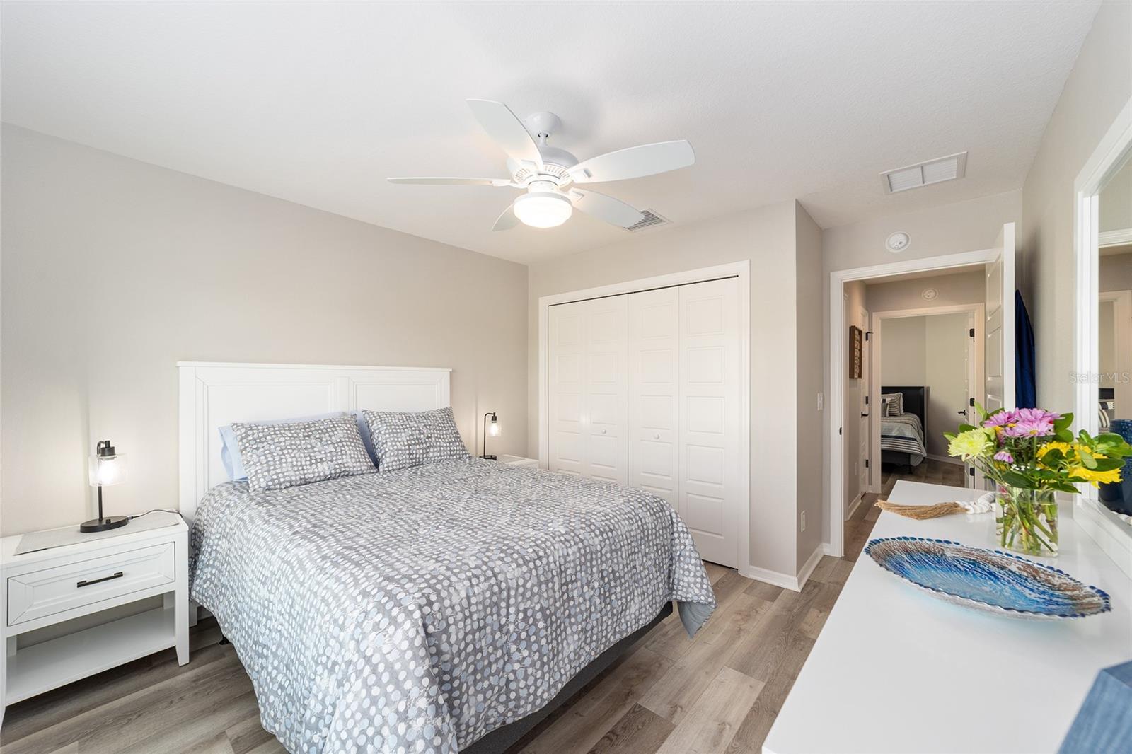 Image 41 of 79 For 6849 Mickylee Run