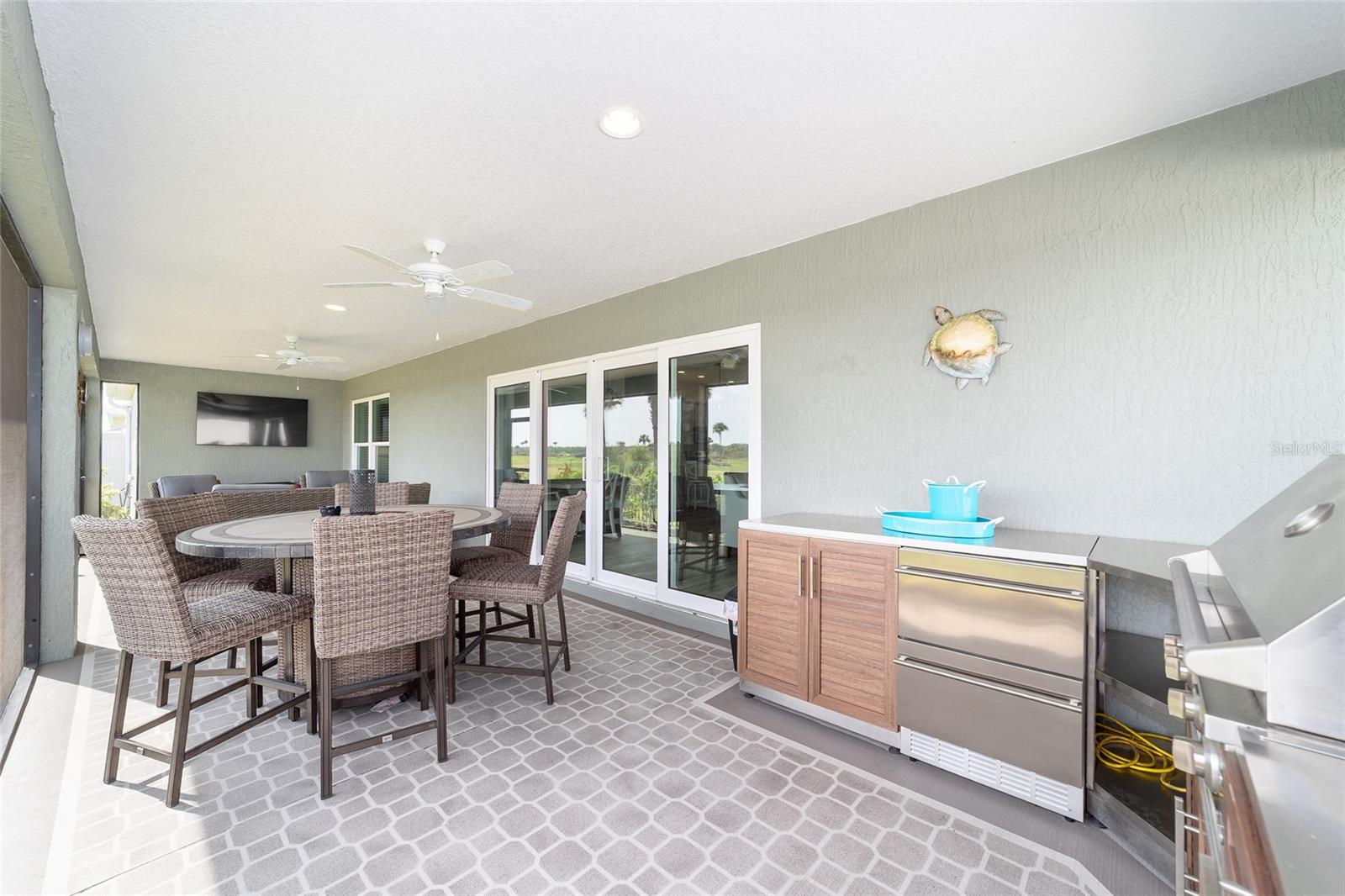 Image 48 of 79 For 6849 Mickylee Run