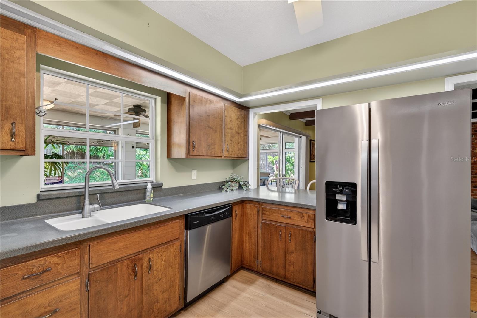 Image 15 of 58 For 1945 Normandy Drive