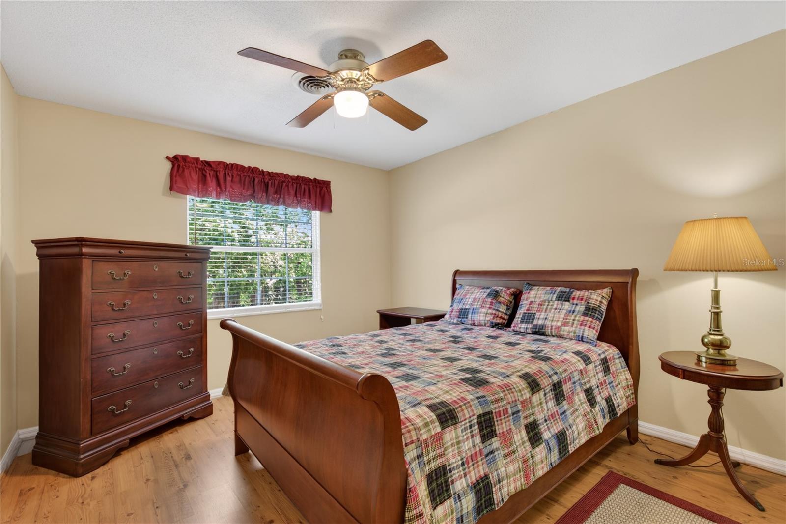 Image 23 of 58 For 1945 Normandy Drive