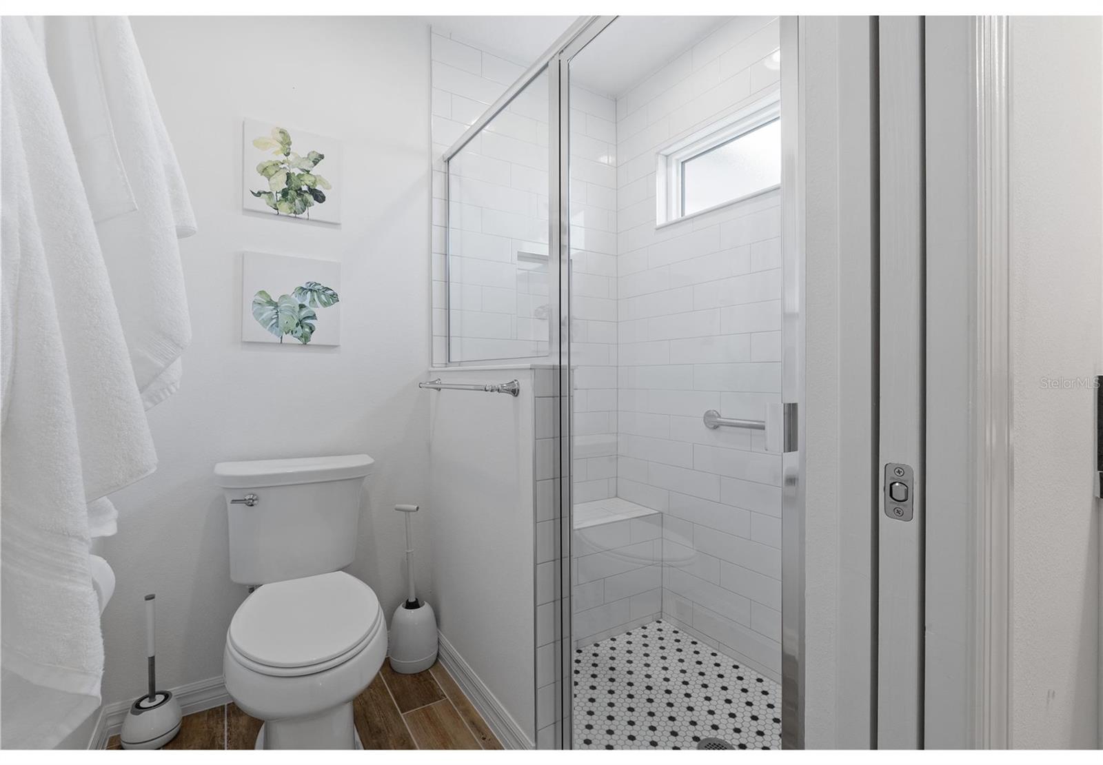 Image 11 of 13 For 493 Kayla Court