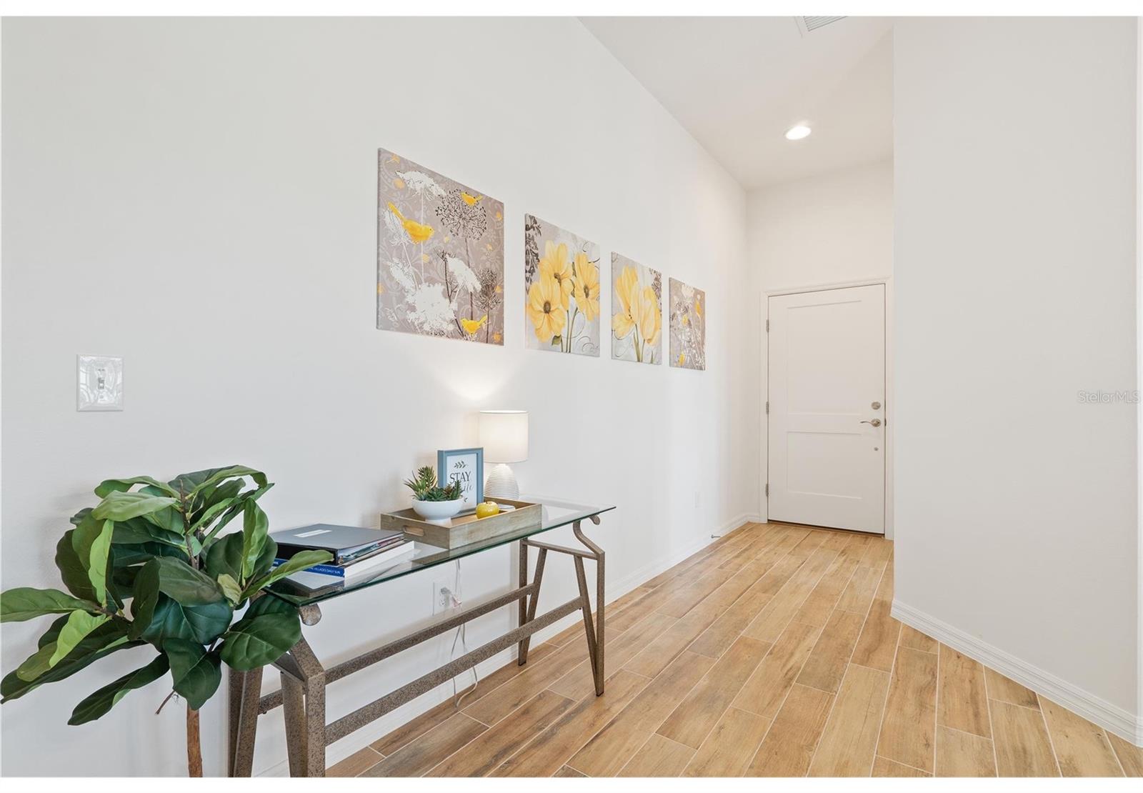 Image 4 of 13 For 493 Kayla Court