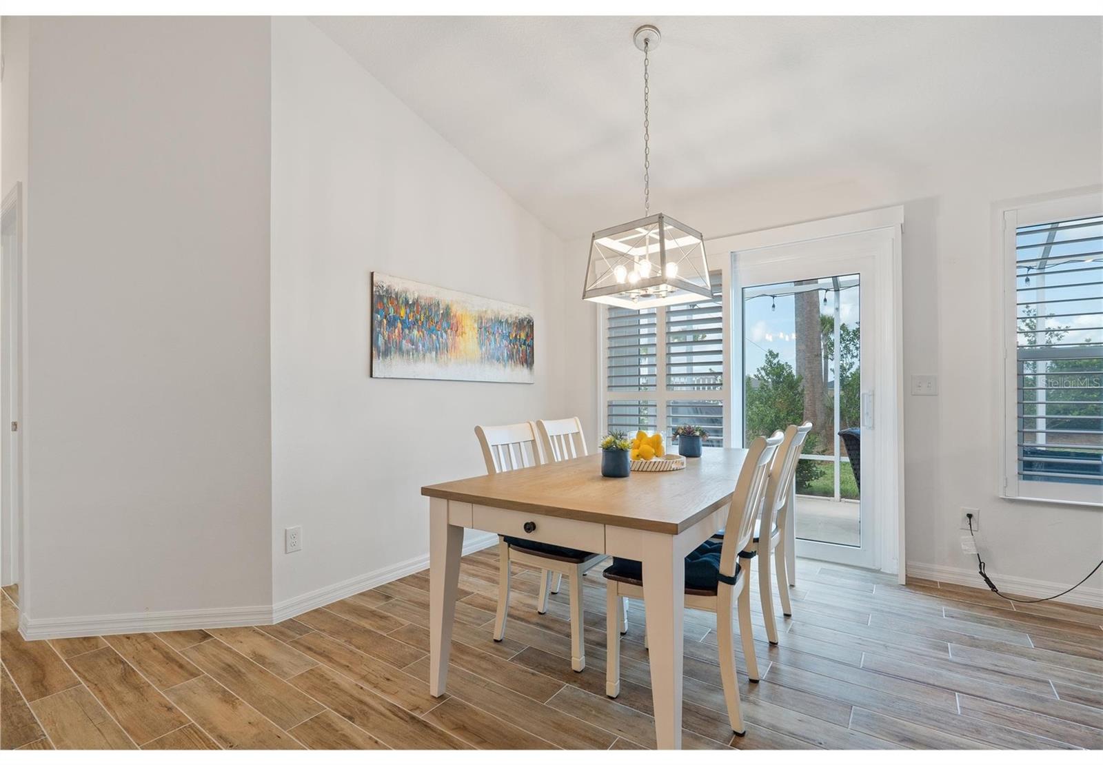 Image 7 of 13 For 493 Kayla Court