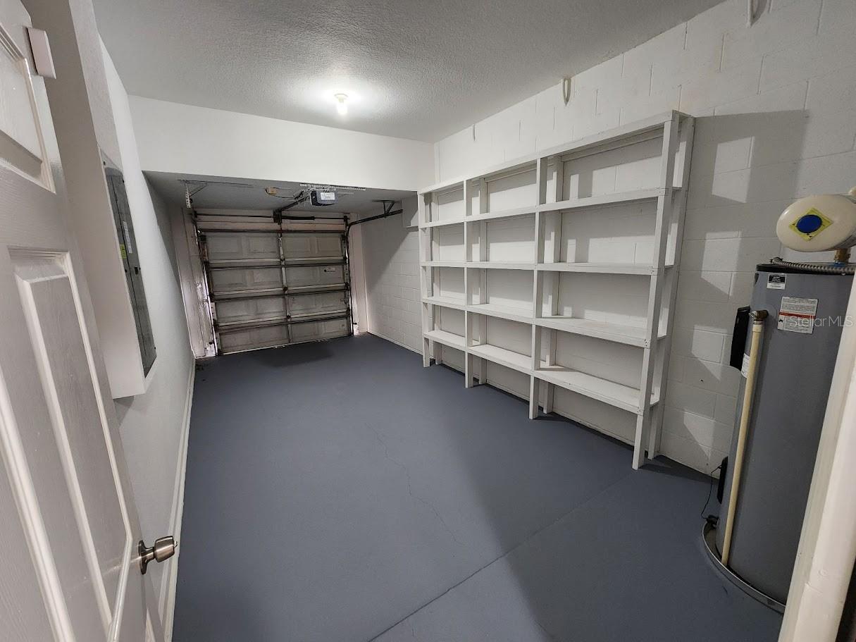 Image 17 of 26 For 7511 Bay Port Rd 5