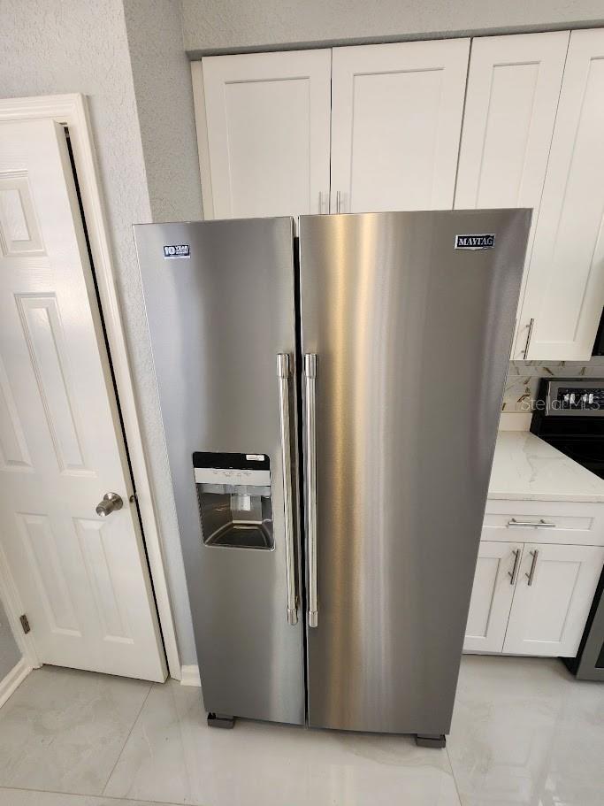 Image 4 of 26 For 7511 Bay Port Rd 5