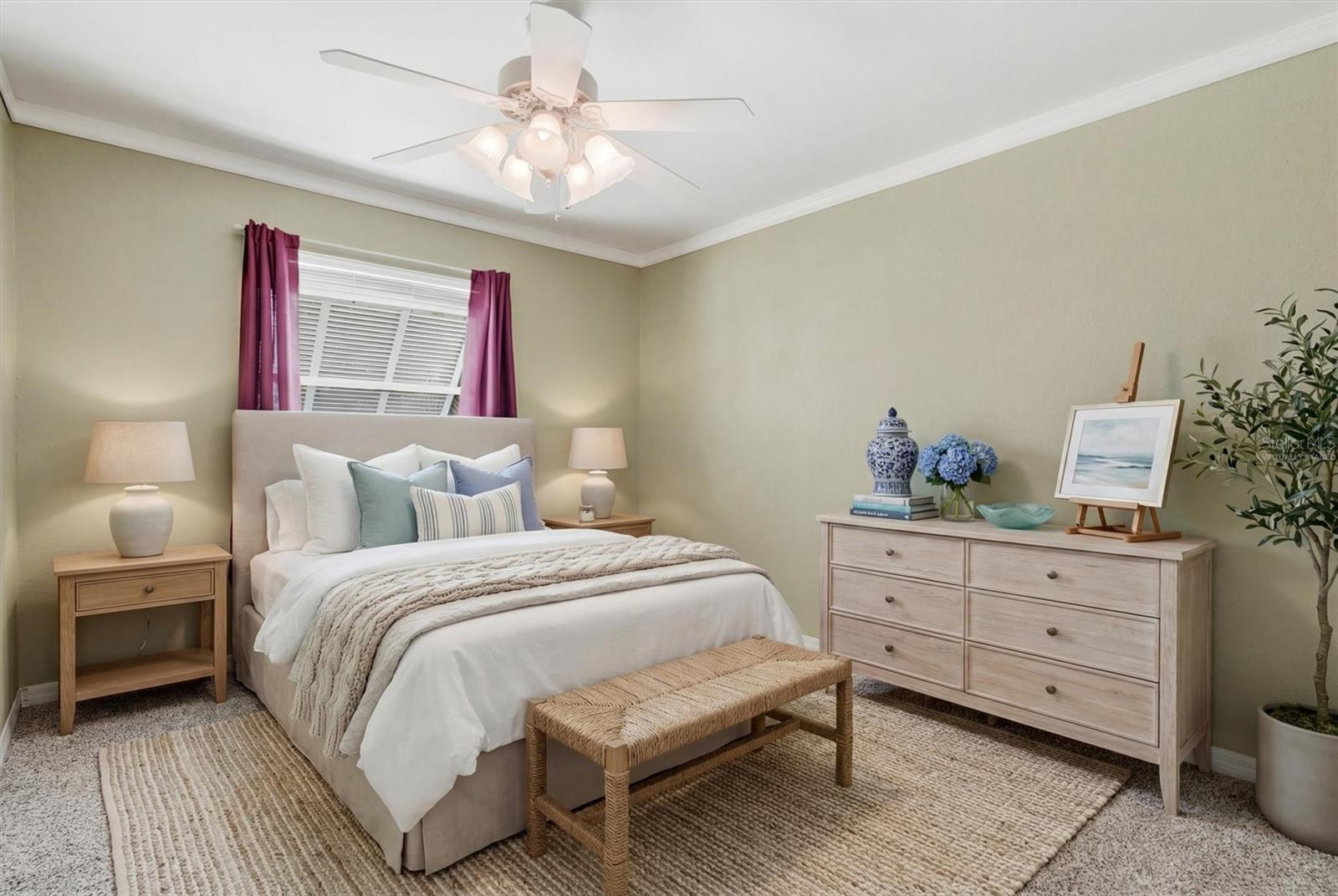 Image 22 of 52 For 5947 Shadytree Path