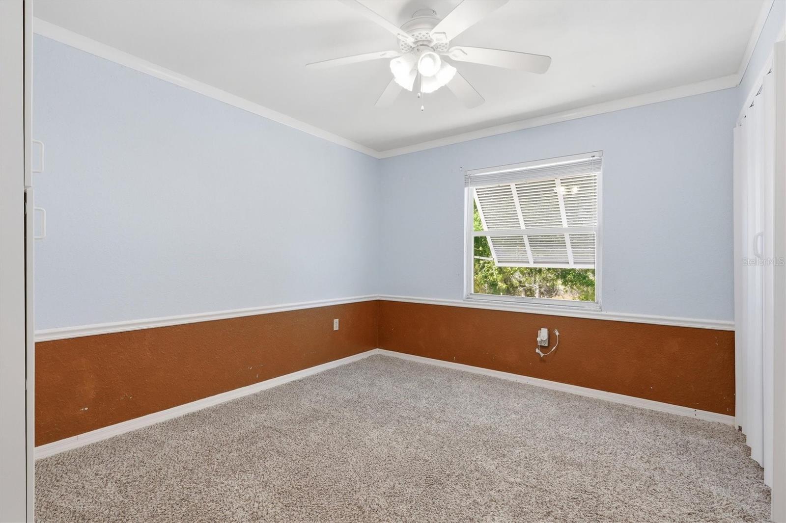 Image 29 of 52 For 5947 Shadytree Path