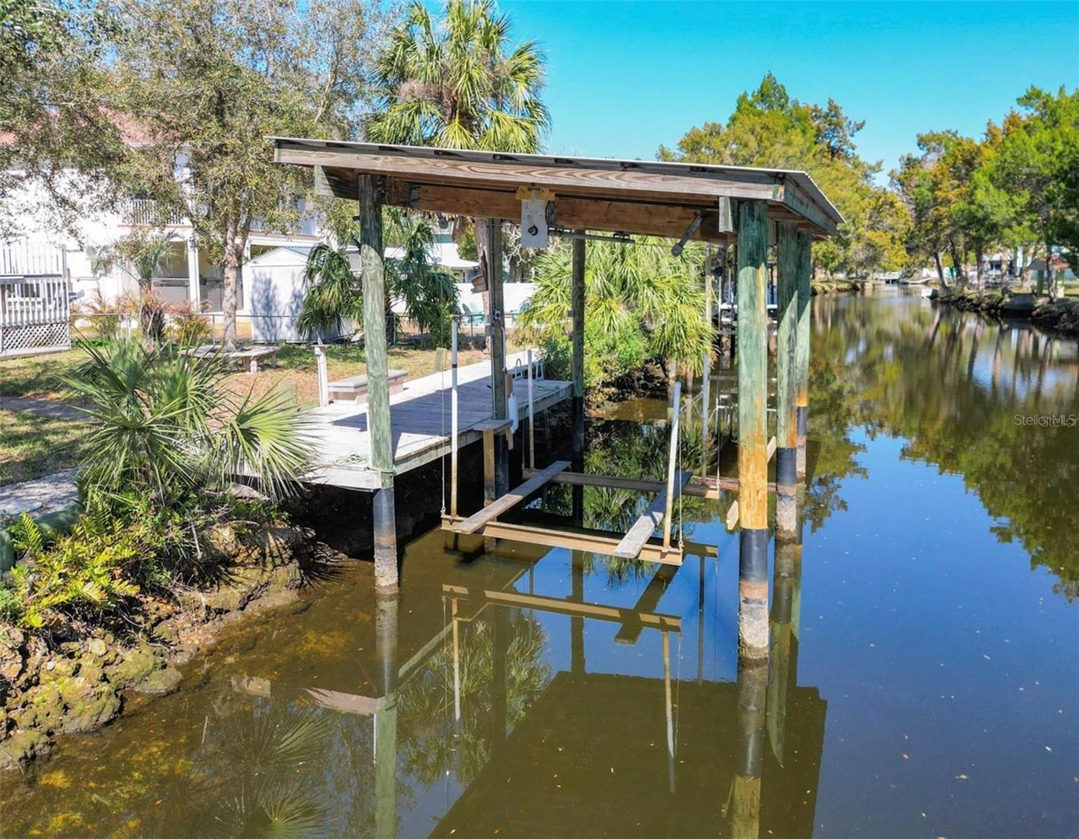 Image 6 of 52 For 5947 Shadytree Path