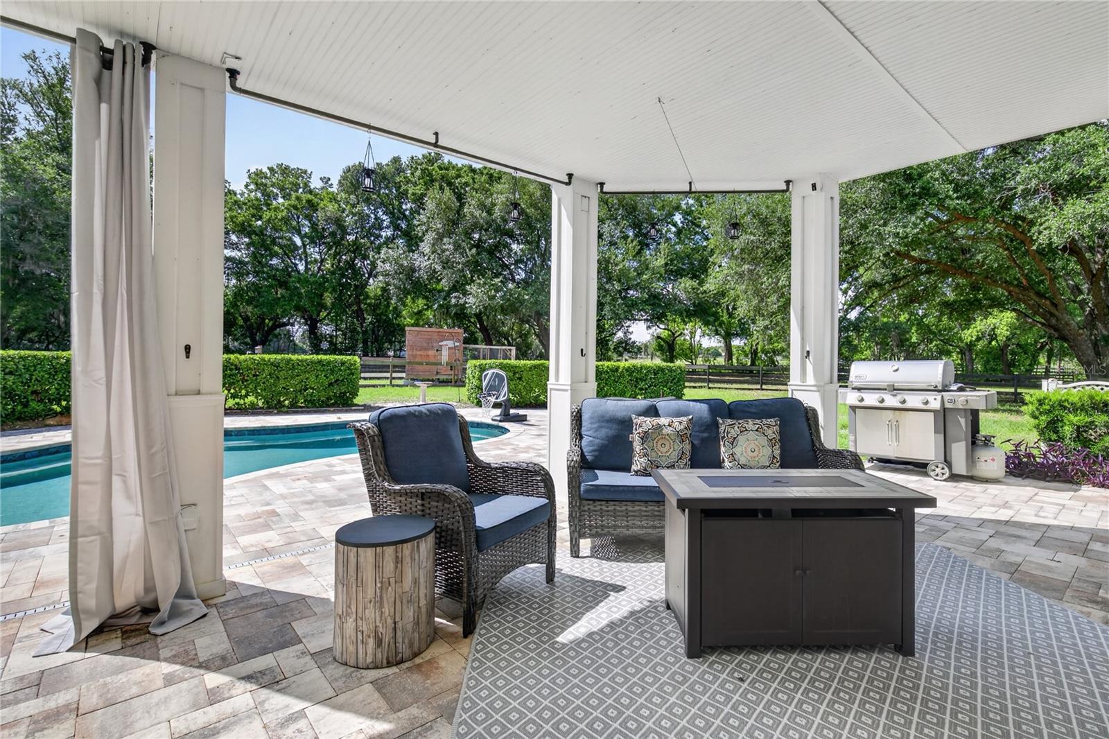 Image 12 of 55 For 32040 Chestnut Lane