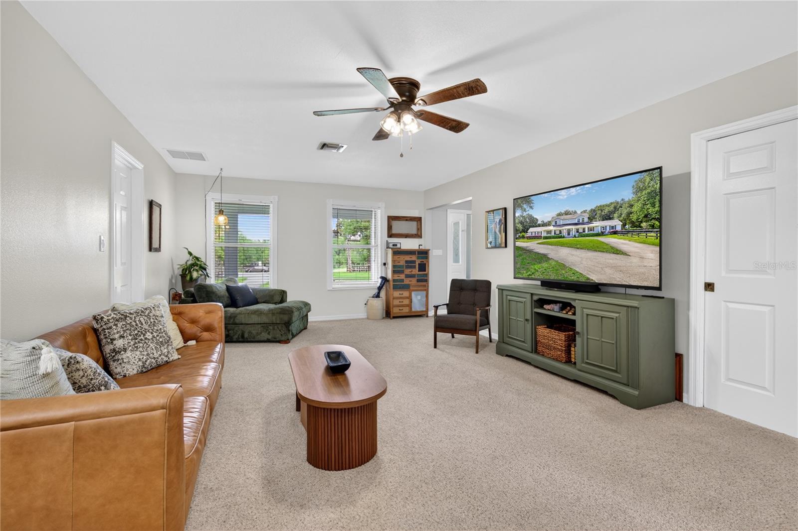 Image 17 of 55 For 32040 Chestnut Lane