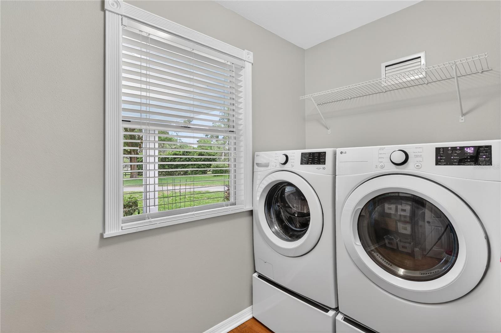 Image 24 of 55 For 32040 Chestnut Lane