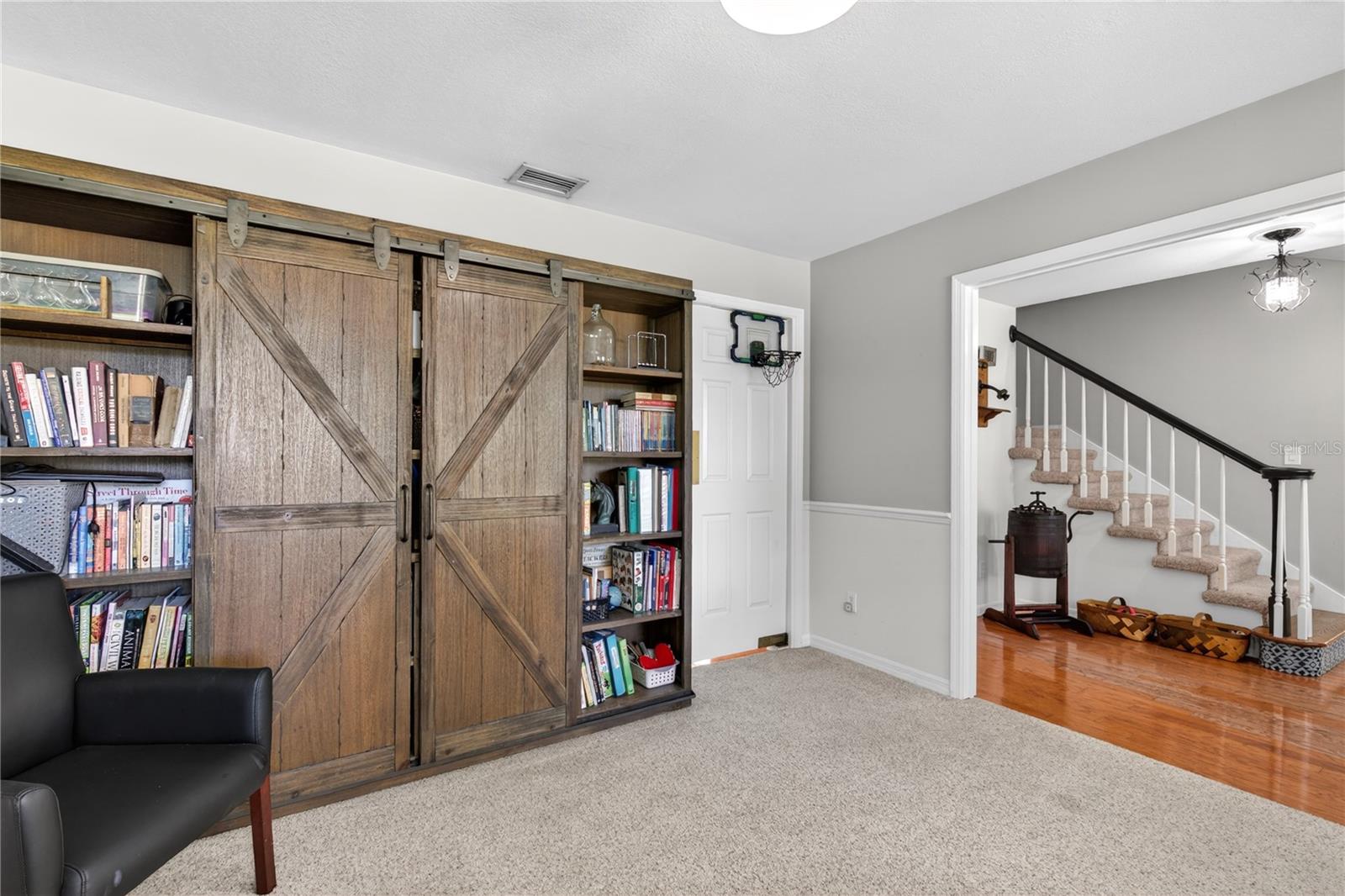 Image 26 of 55 For 32040 Chestnut Lane