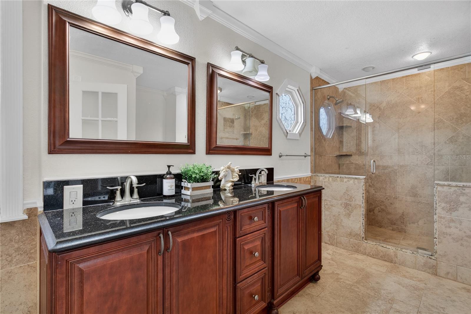 Image 43 of 55 For 32040 Chestnut Lane