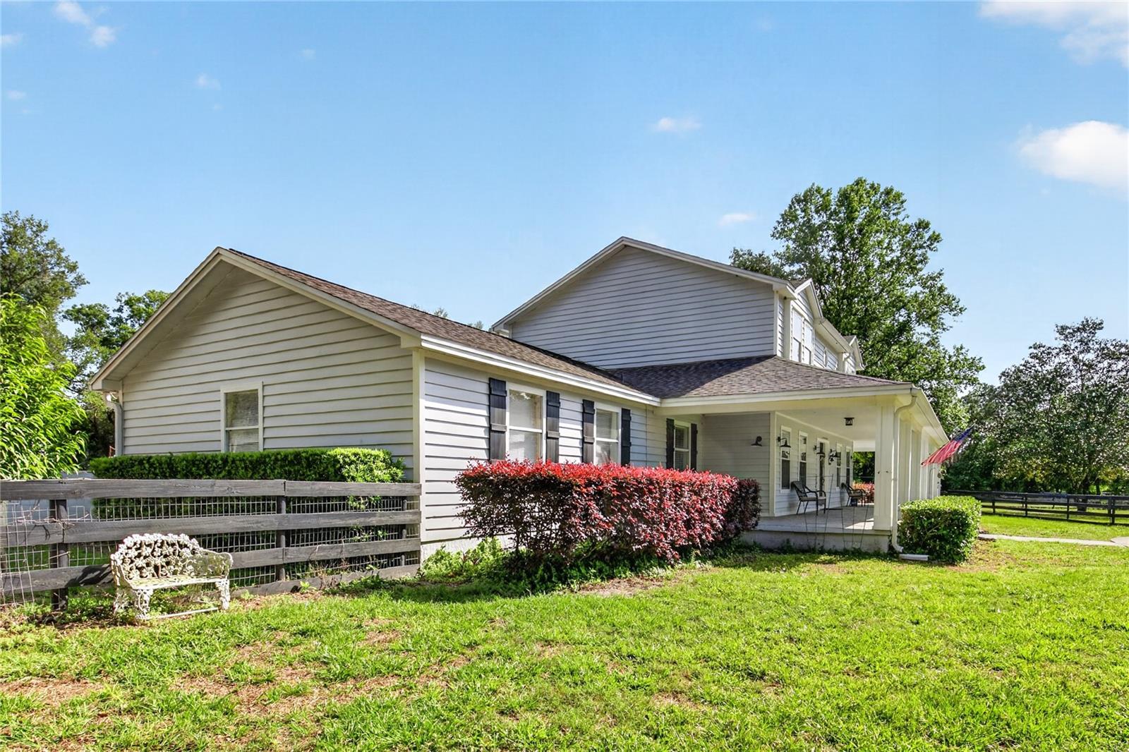 Image 8 of 55 For 32040 Chestnut Lane