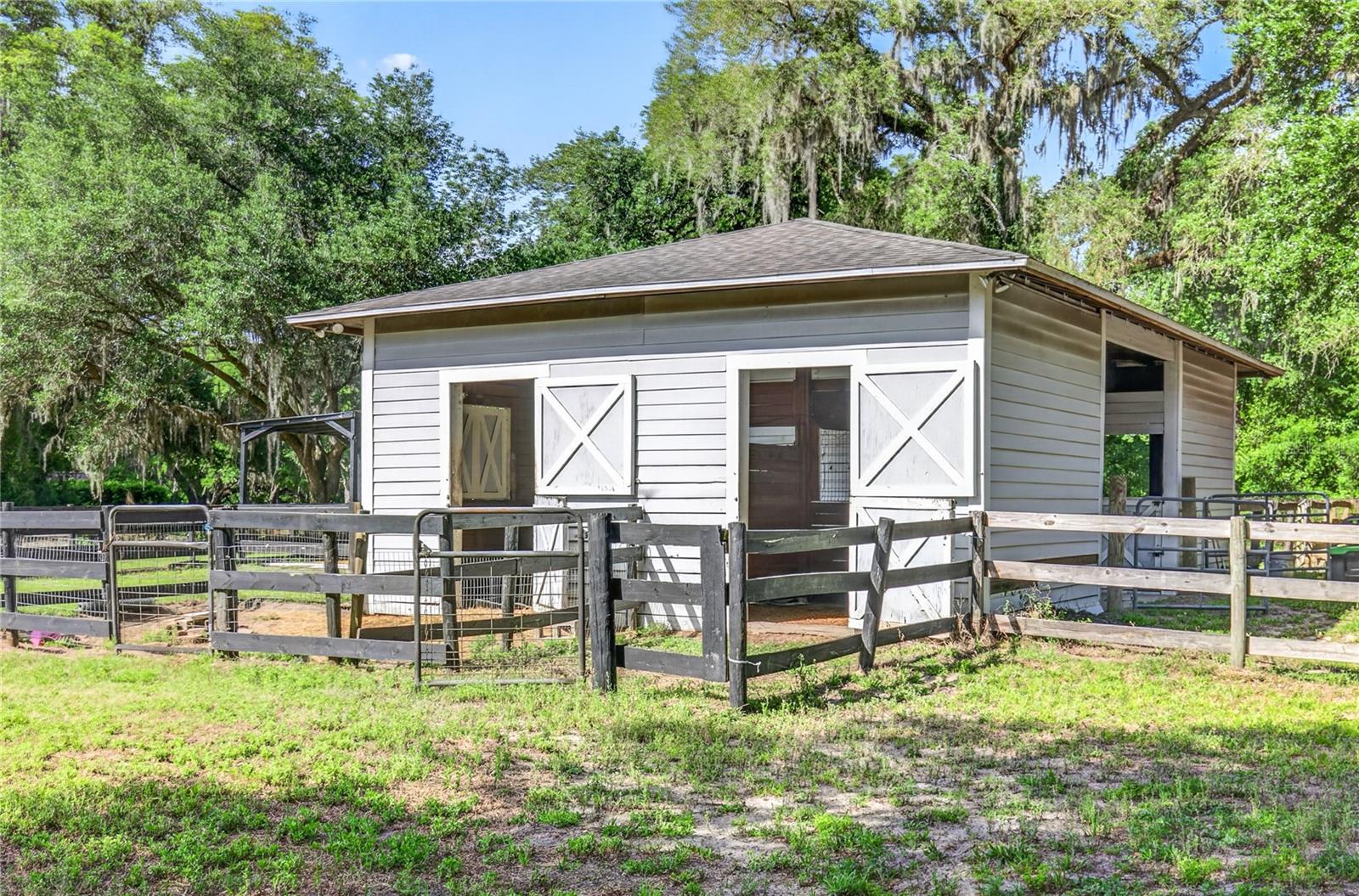 Image 9 of 55 For 32040 Chestnut Lane