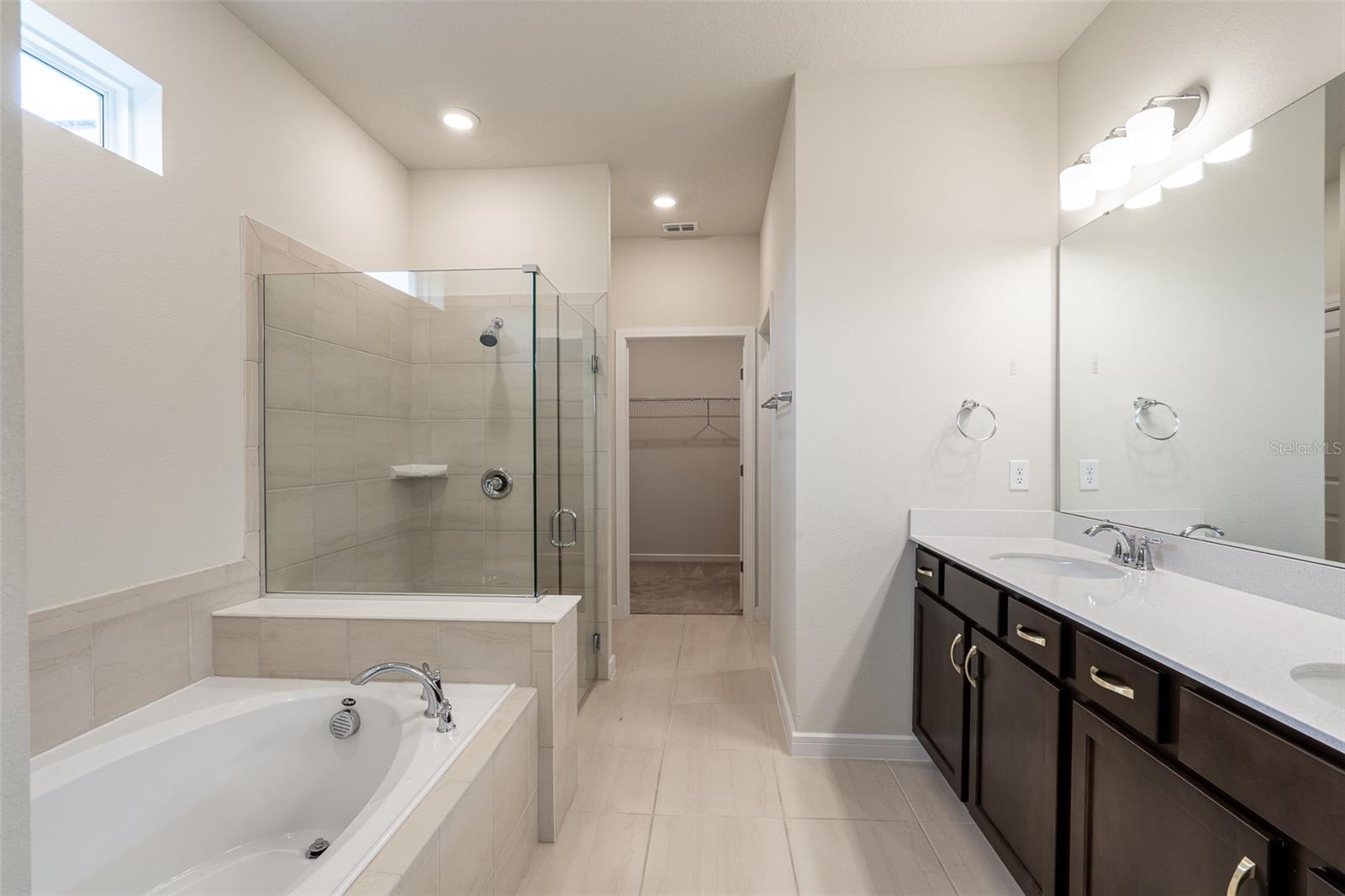 Image 16 of 40 For 15966 Winding Bluff Drive