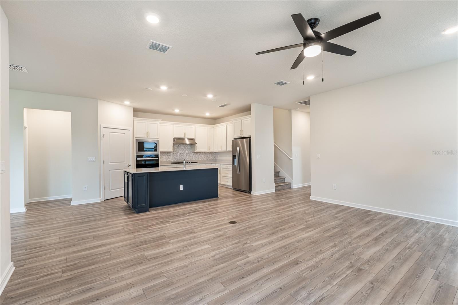 Image 3 of 40 For 15966 Winding Bluff Drive