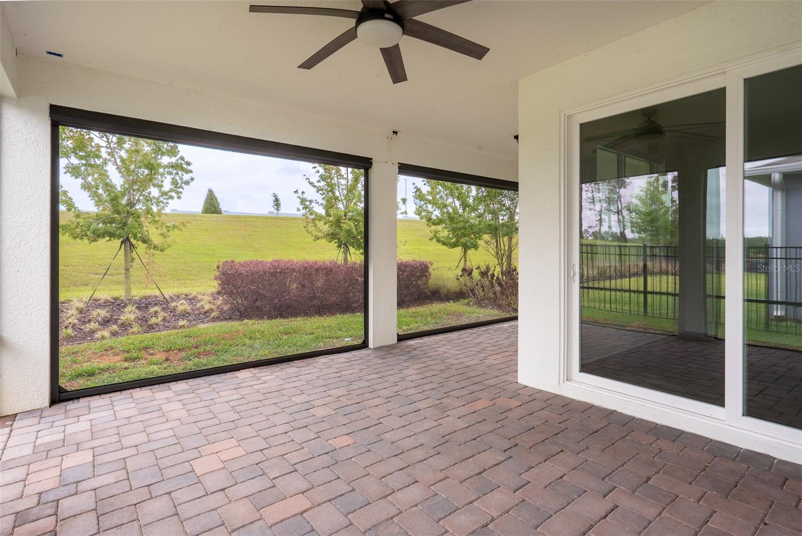 Image 35 of 40 For 15966 Winding Bluff Drive