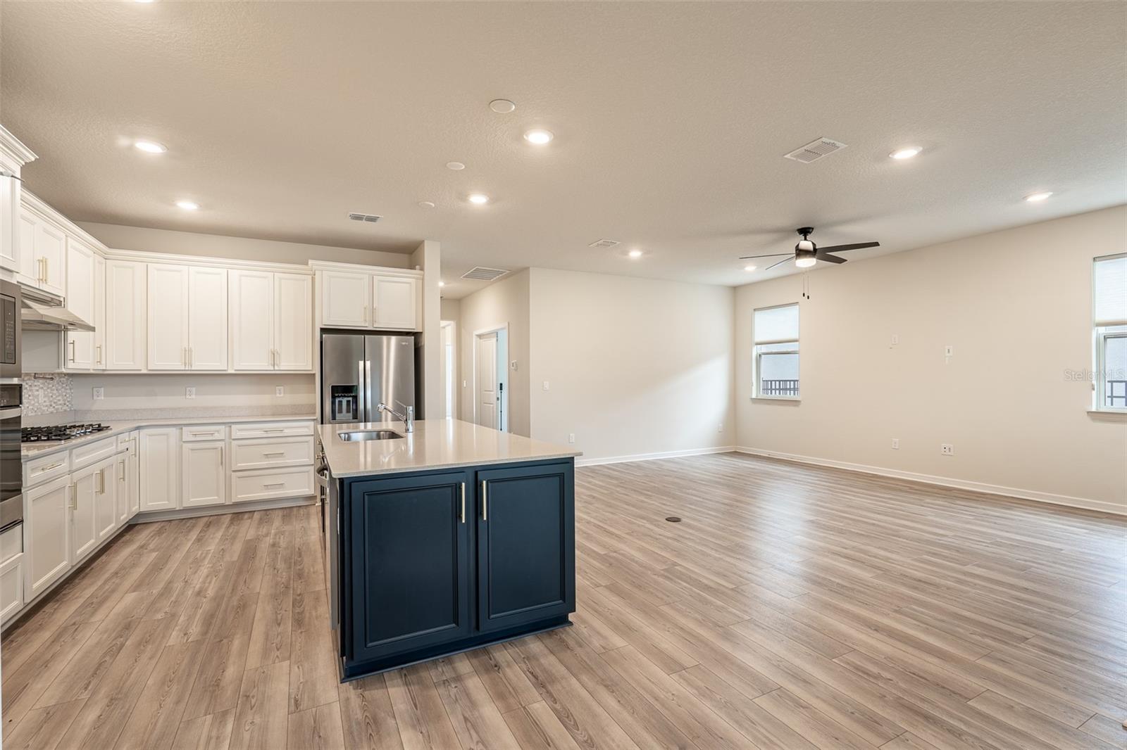 Image 4 of 40 For 15966 Winding Bluff Drive