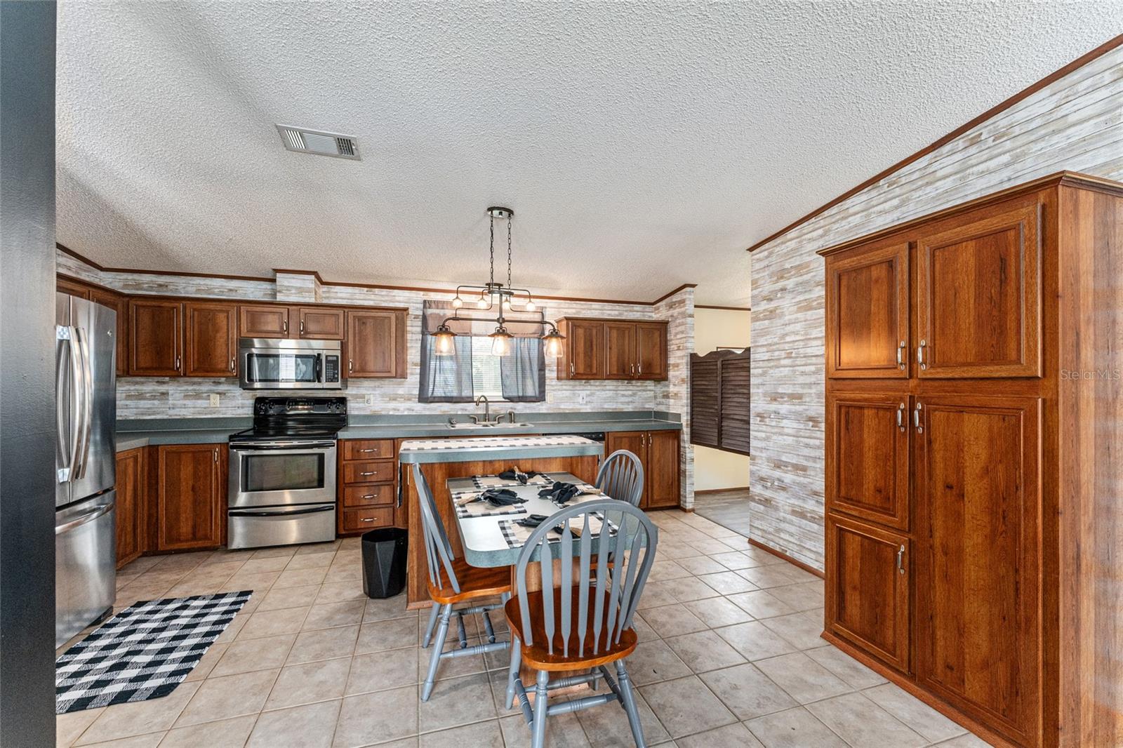 Image 20 of 55 For 8960 32nd Terrace