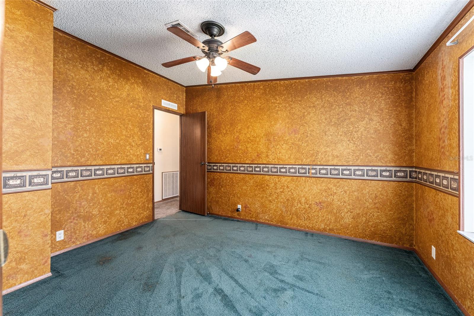 Image 37 of 55 For 8960 32nd Terrace