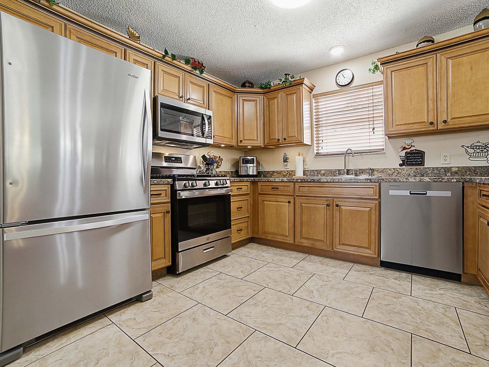 Image 4 of 23 For 8830 168th Sedgwick Place