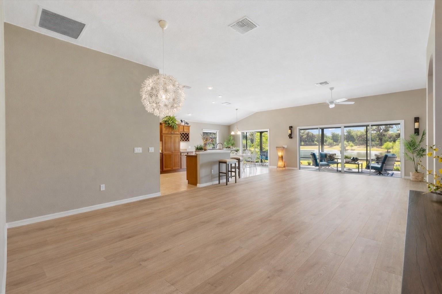 Image 10 of 54 For 2088 Vision Court