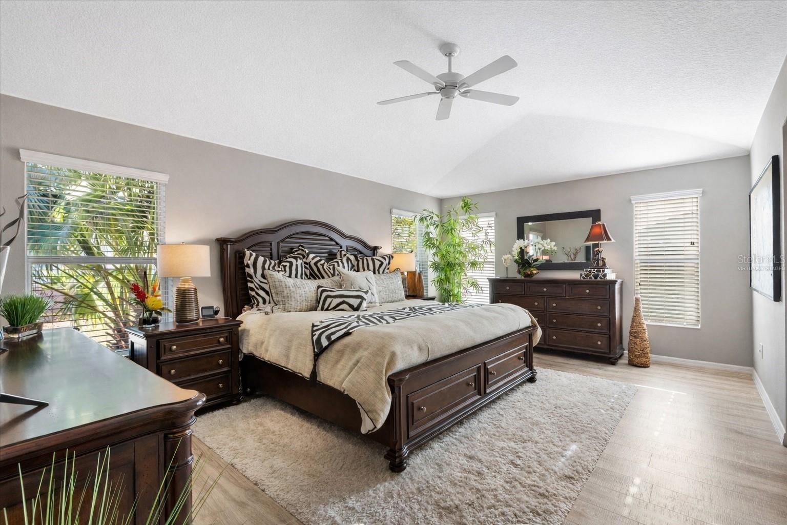 Image 24 of 54 For 2088 Vision Court