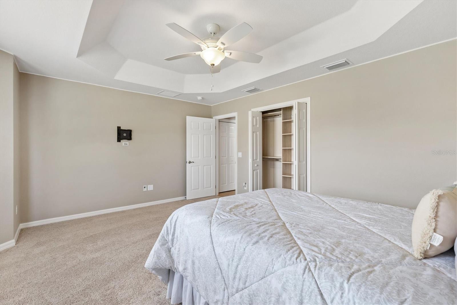 Image 32 of 54 For 2088 Vision Court