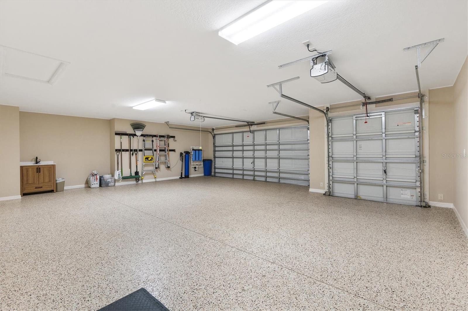 Image 47 of 54 For 2088 Vision Court