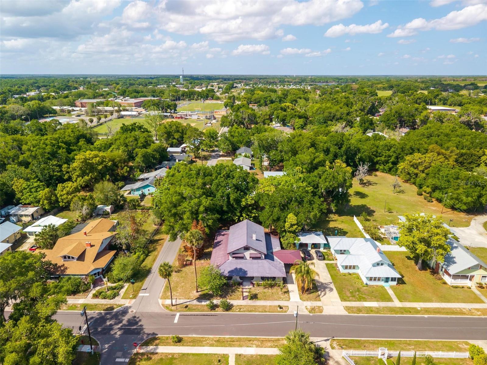 Image 2 of 95 For 211 Cassady Street