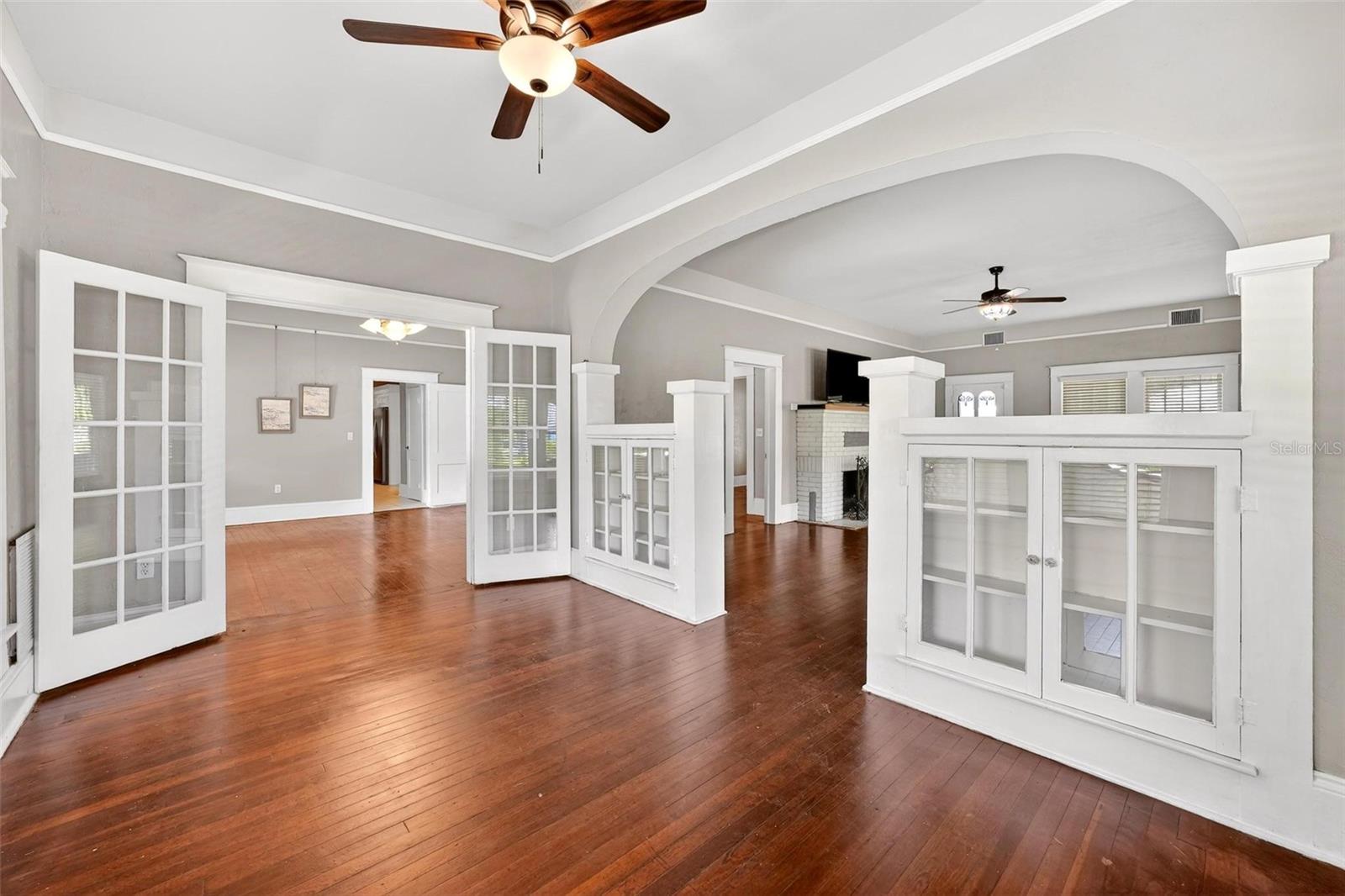 Image 25 of 95 For 211 Cassady Street