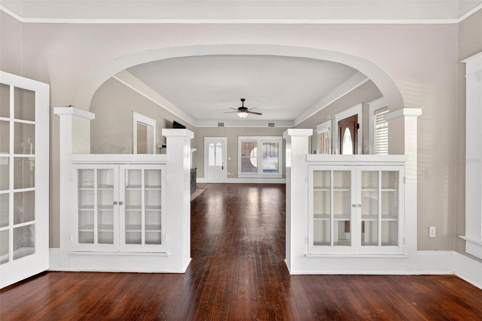 Image 26 of 95 For 211 Cassady Street