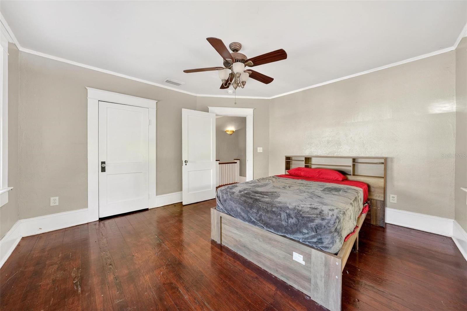 Image 45 of 95 For 211 Cassady Street