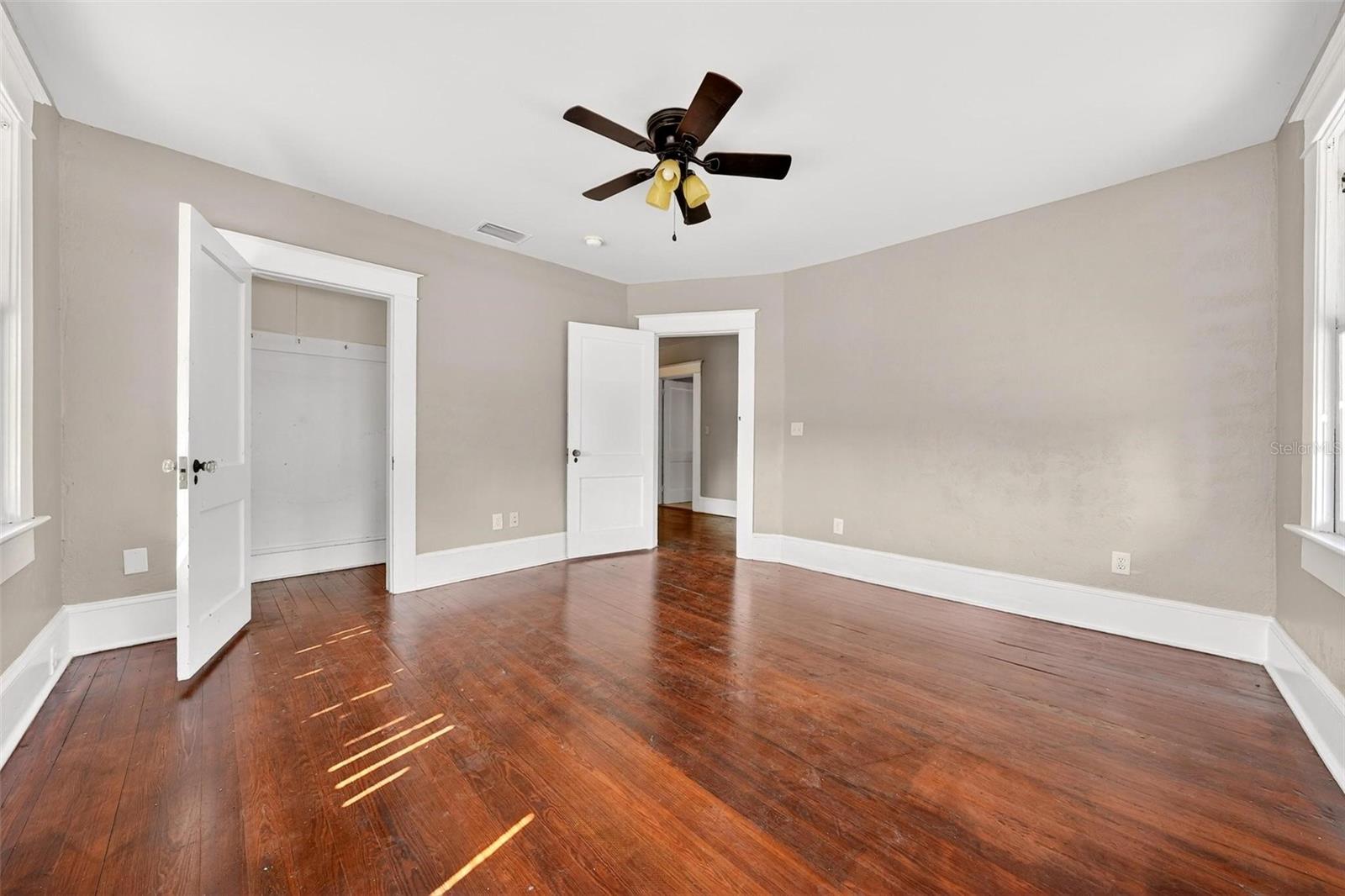 Image 48 of 95 For 211 Cassady Street