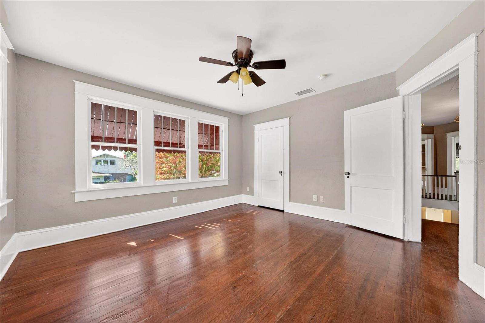 Image 49 of 95 For 211 Cassady Street