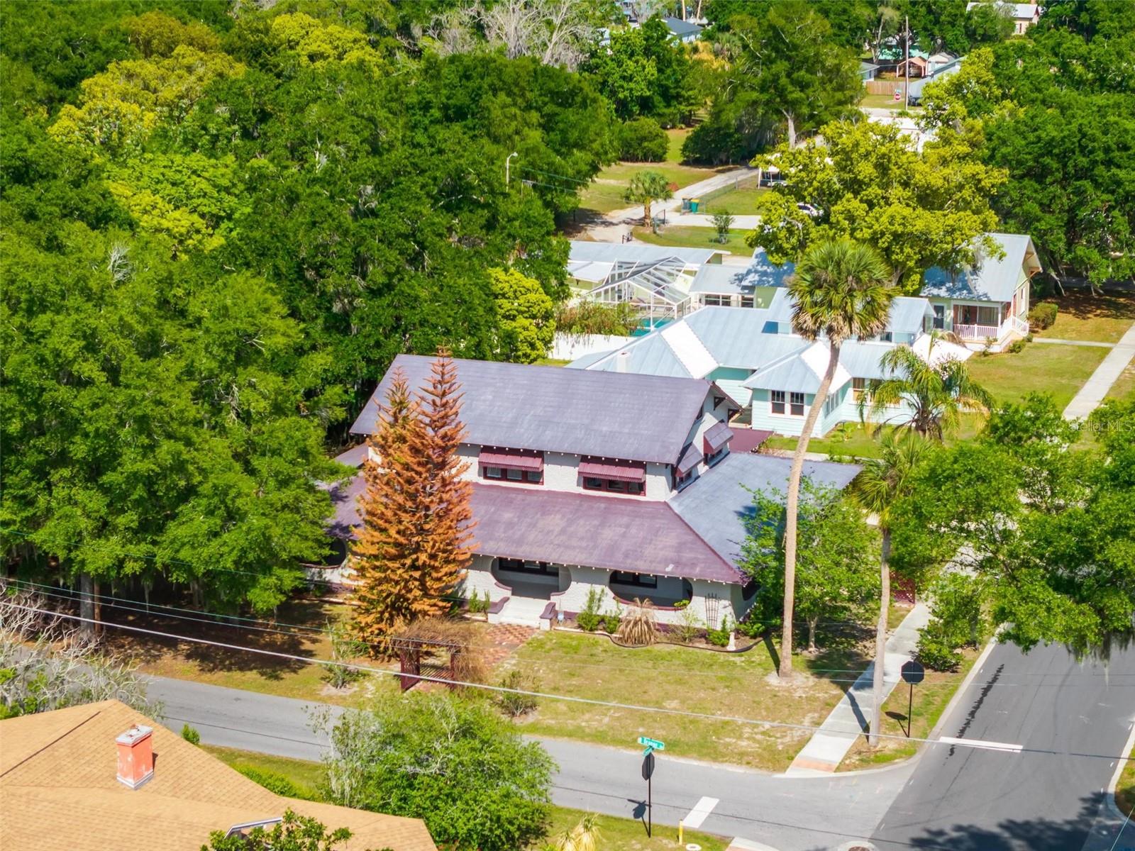 Image 71 of 95 For 211 Cassady Street