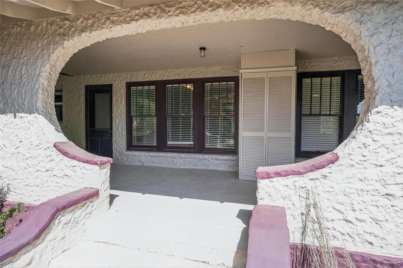 Image 81 of 95 For 211 Cassady Street