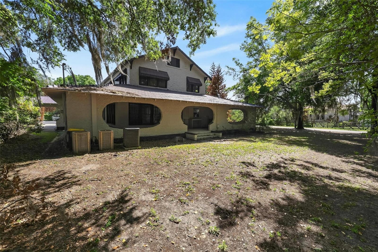 Image 82 of 95 For 211 Cassady Street