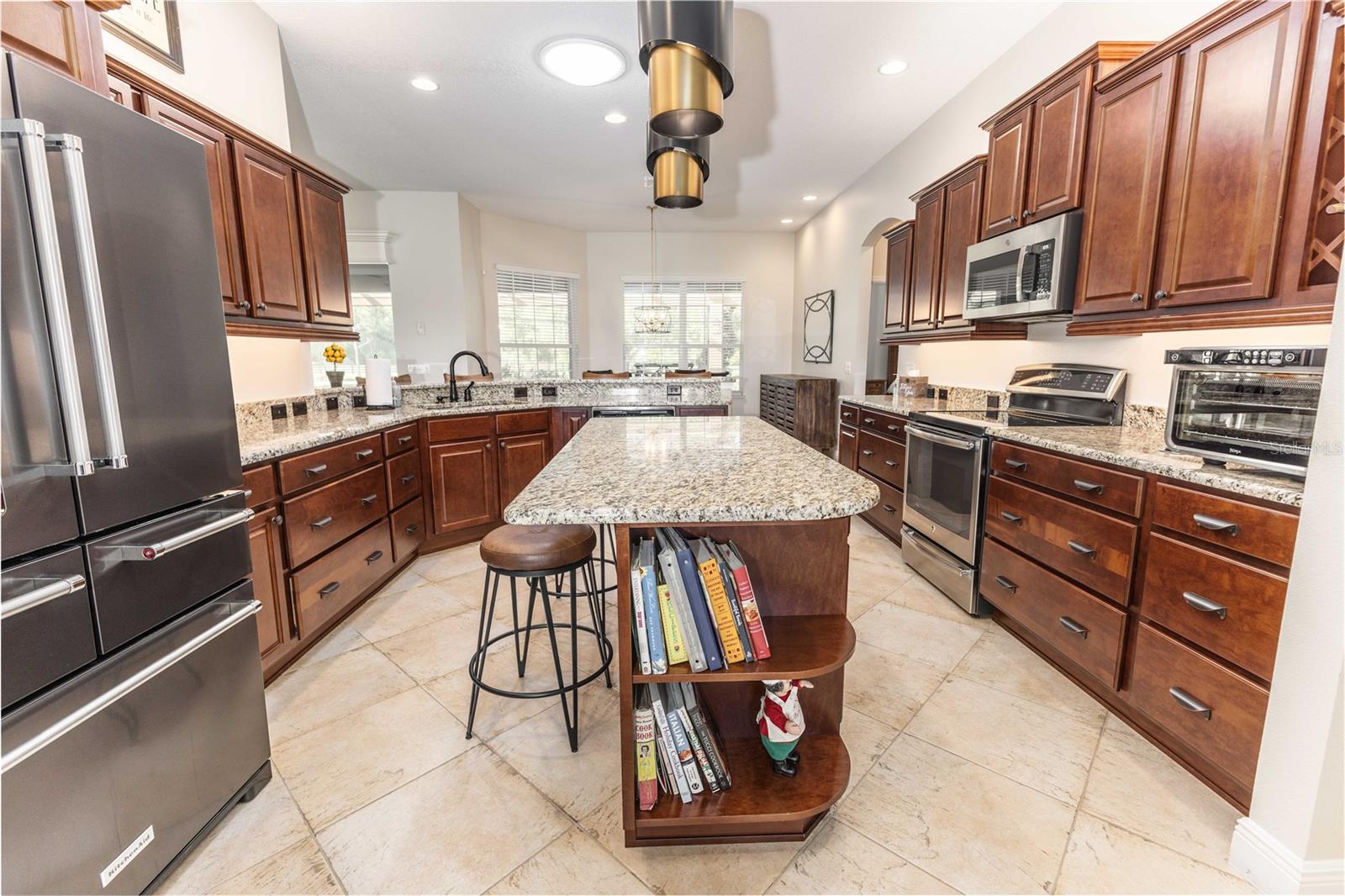 Image 17 of 70 For 10517 27th Street