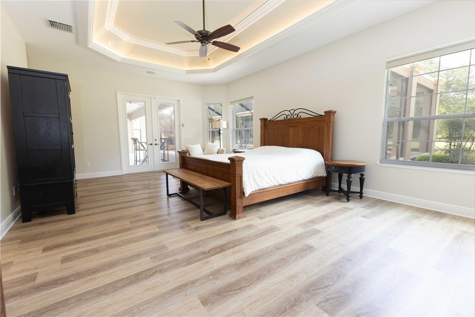 Image 23 of 70 For 10517 27th Street