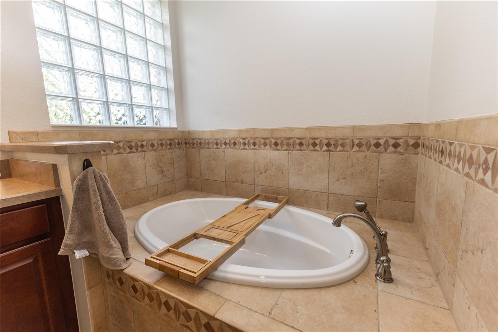 Image 27 of 70 For 10517 27th Street