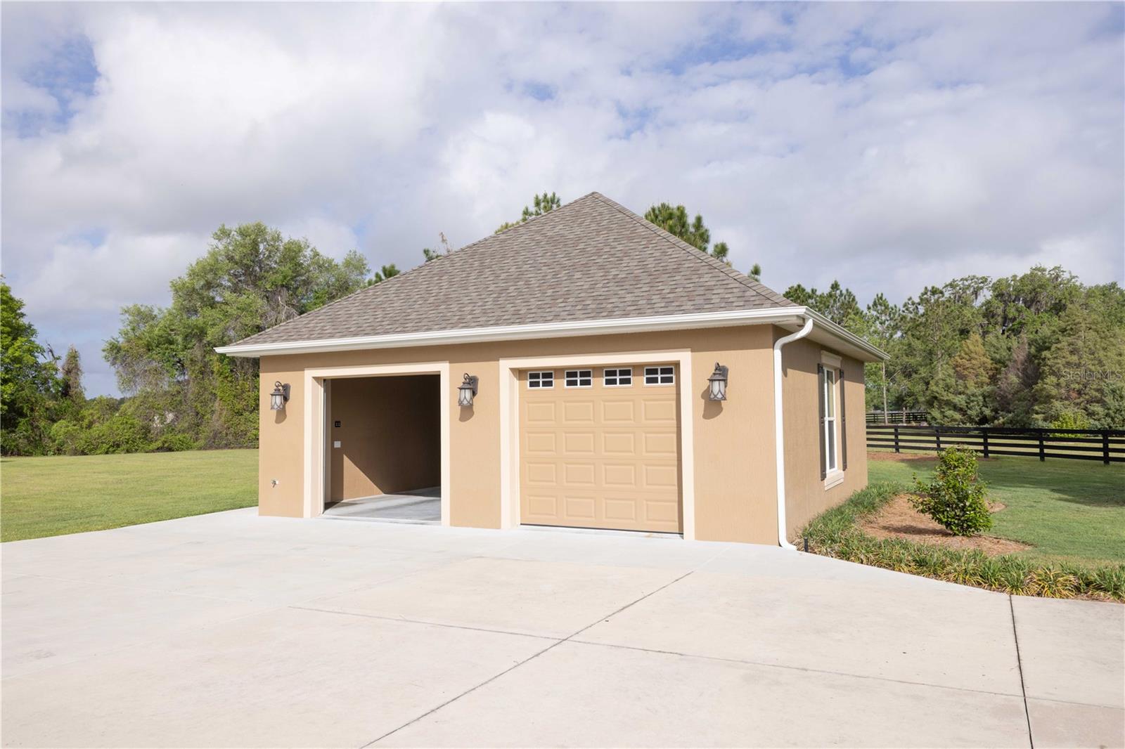 Image 5 of 70 For 10517 27th Street