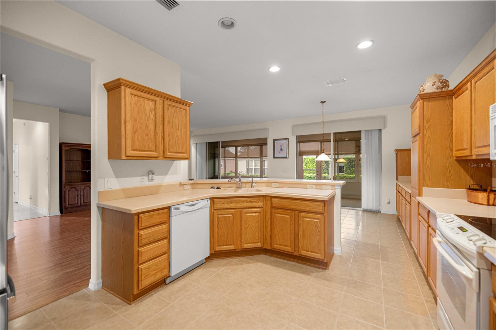 Image 12 of 60 For 11731 91st Circle