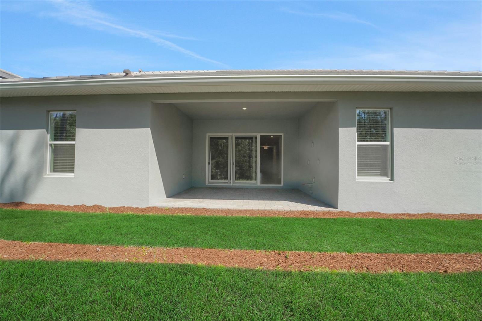 Listing photo id 38 for 14371 Crest Palm Avenue