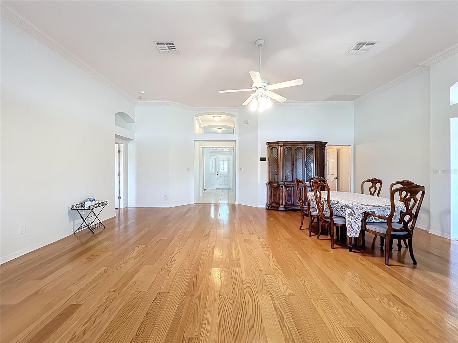 Image 11 of 80 For 4822 Sawgrass Lake Circle