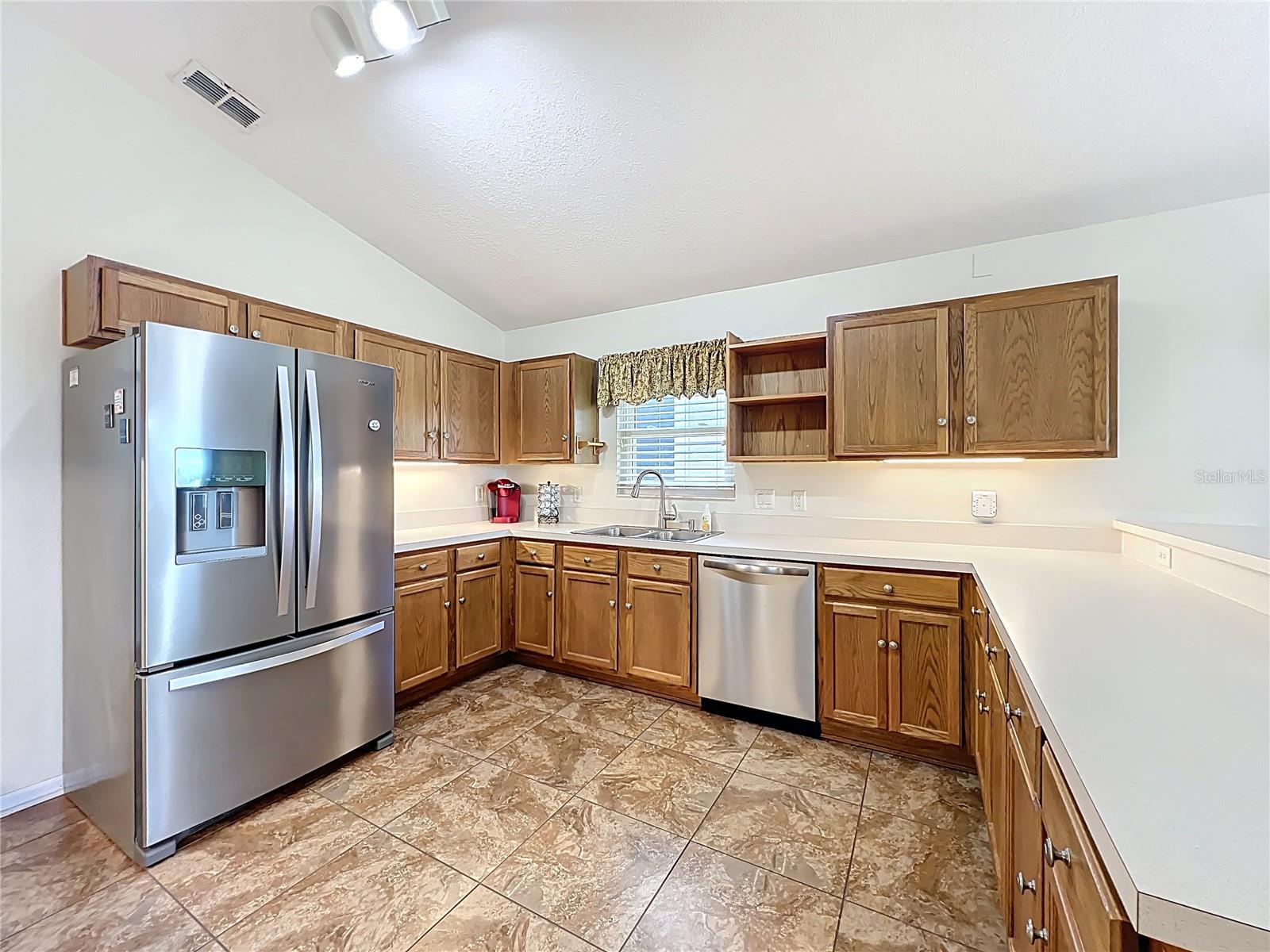 Image 16 of 80 For 4822 Sawgrass Lake Circle