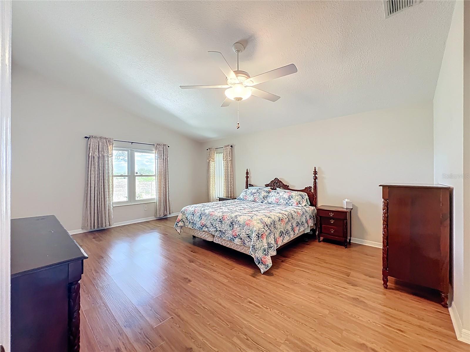 Image 24 of 80 For 4822 Sawgrass Lake Circle