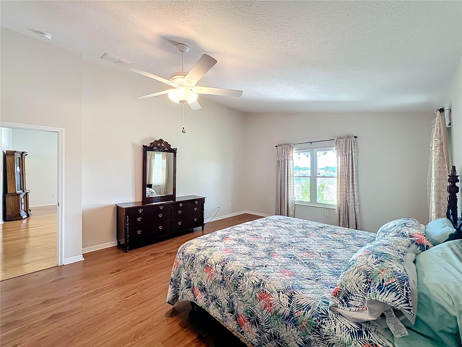 Image 25 of 80 For 4822 Sawgrass Lake Circle