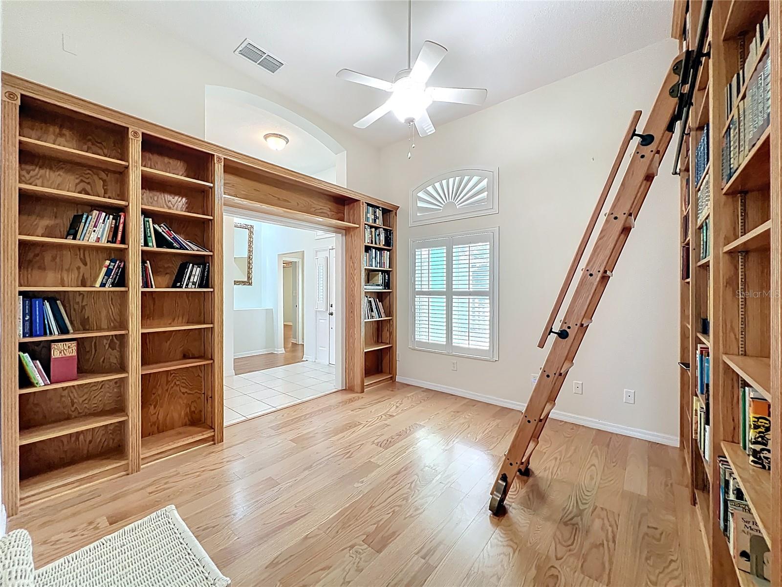 Image 37 of 80 For 4822 Sawgrass Lake Circle